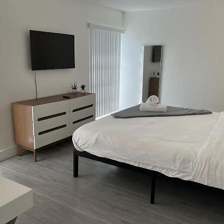 Designer River View Apartments Форт-Лодердейл Экстерьер фото