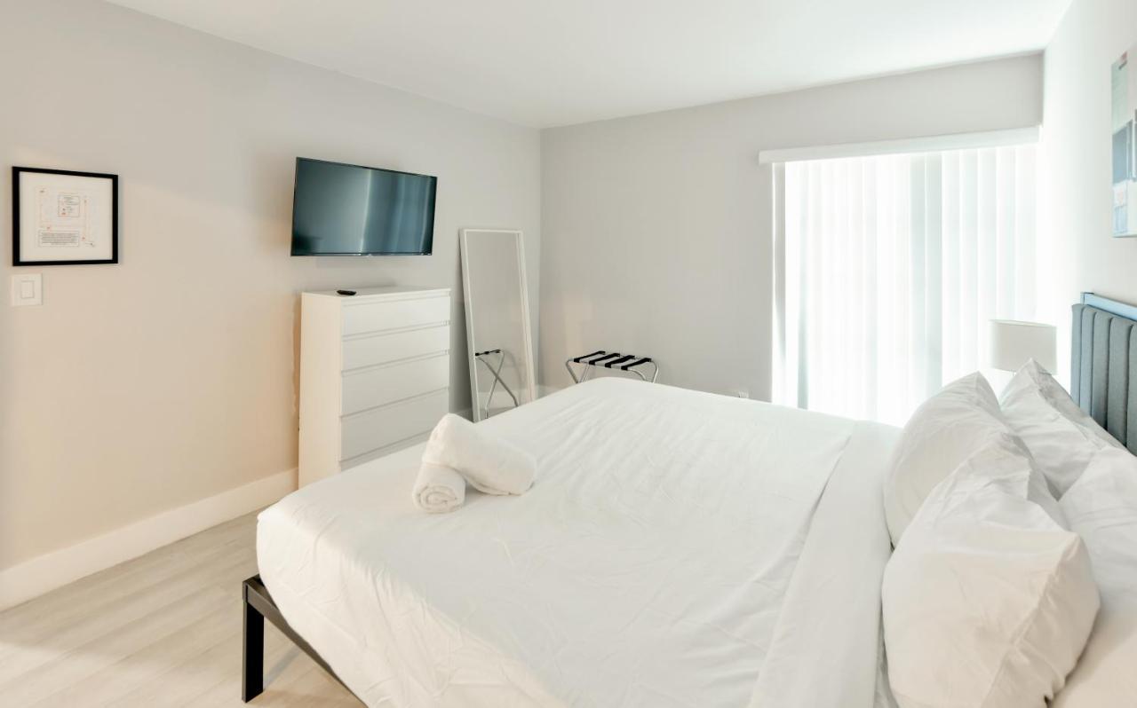 Designer River View Apartments Форт-Лодердейл Экстерьер фото