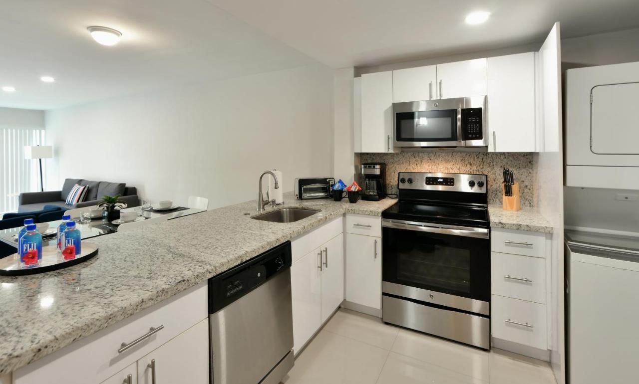 Designer River View Apartments Форт-Лодердейл Экстерьер фото