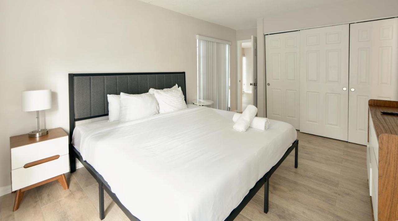 Designer River View Apartments Форт-Лодердейл Экстерьер фото