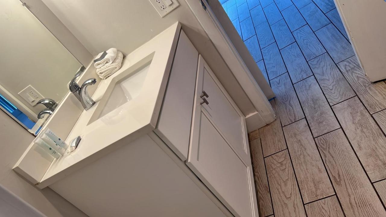 Designer River View Apartments Форт-Лодердейл Экстерьер фото