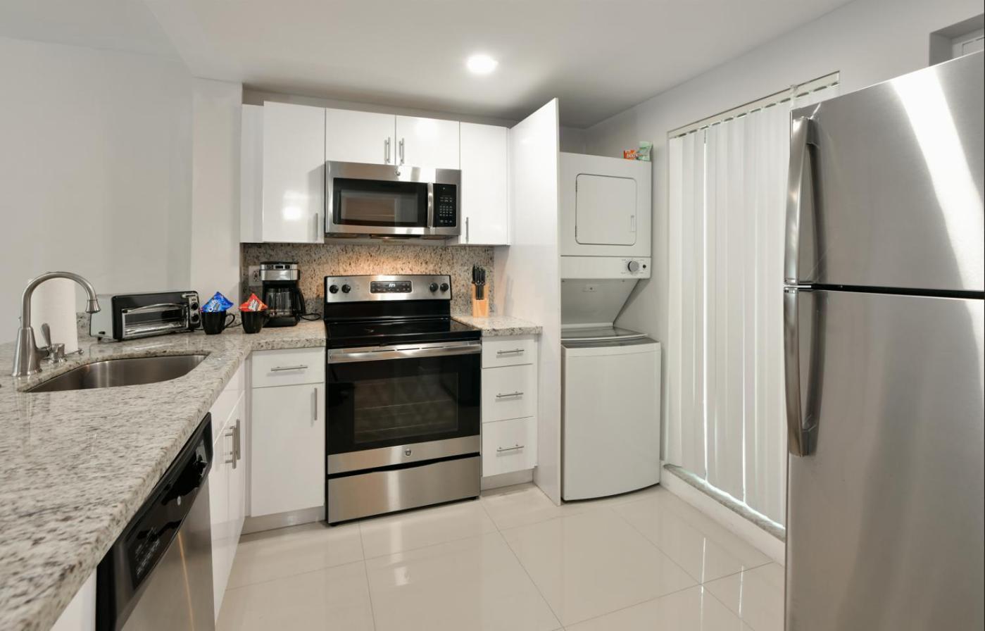 Designer River View Apartments Форт-Лодердейл Экстерьер фото